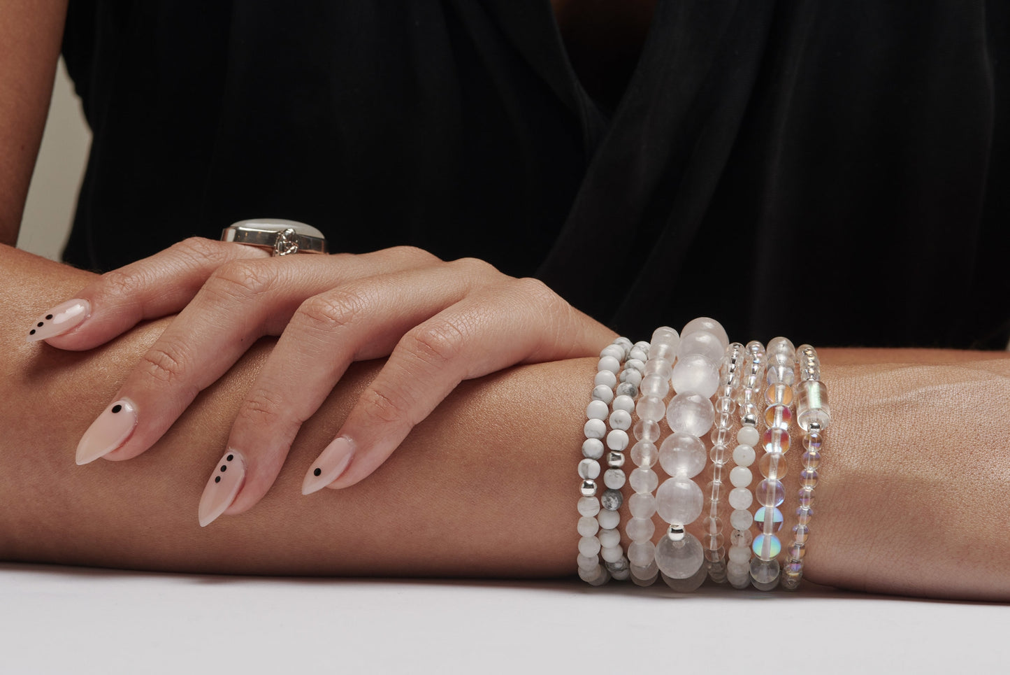 CRYSTALS: HOWLITE