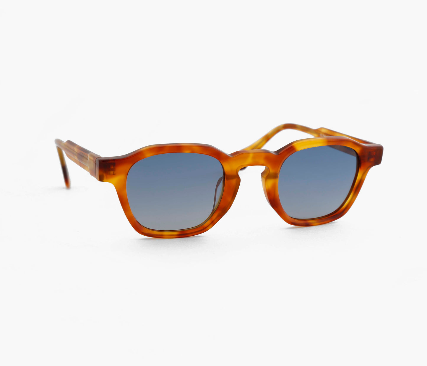 WINDSOR: LIGHT TORTOISE