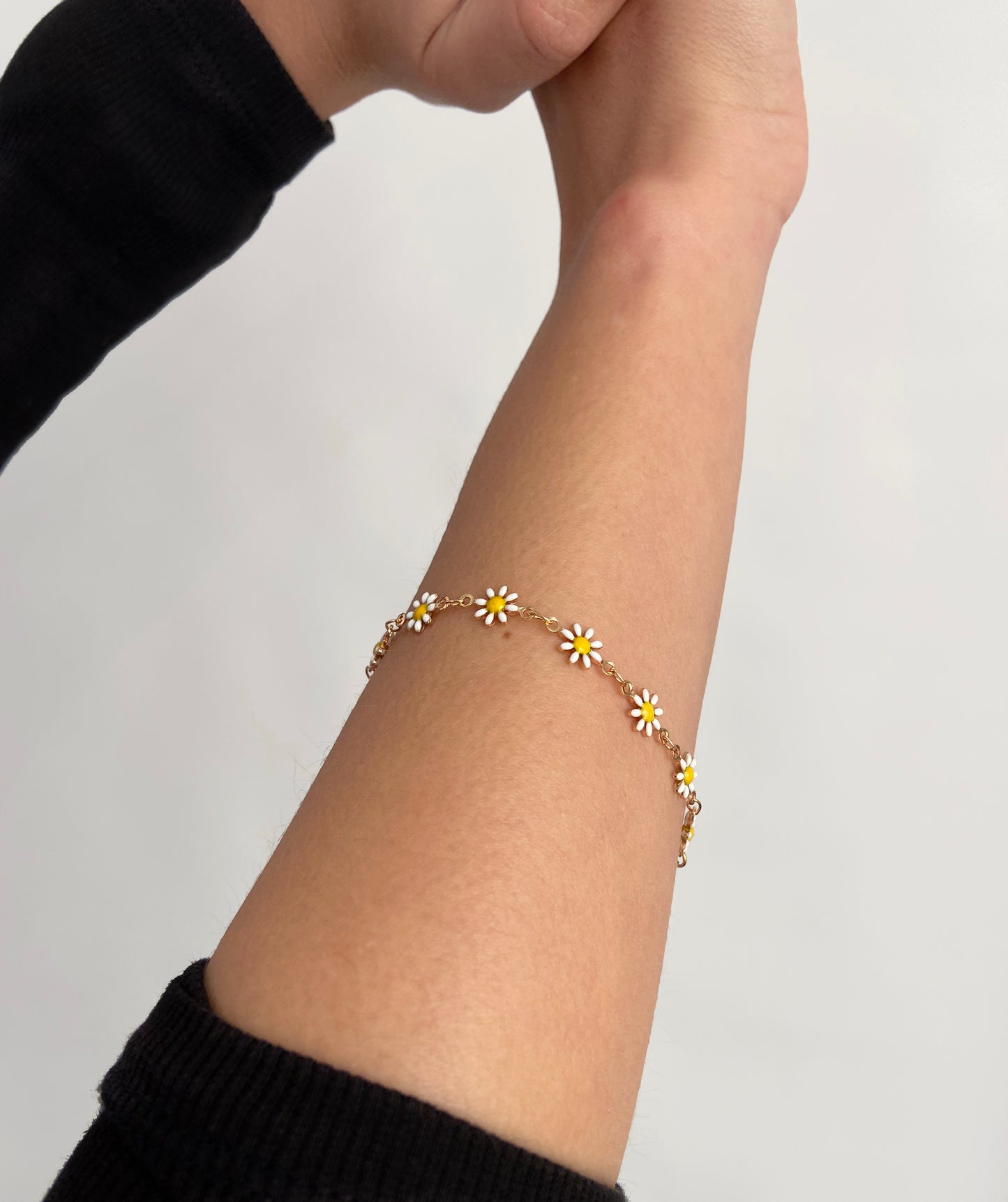 BRACELET: DAISY CHAIN / GOLD