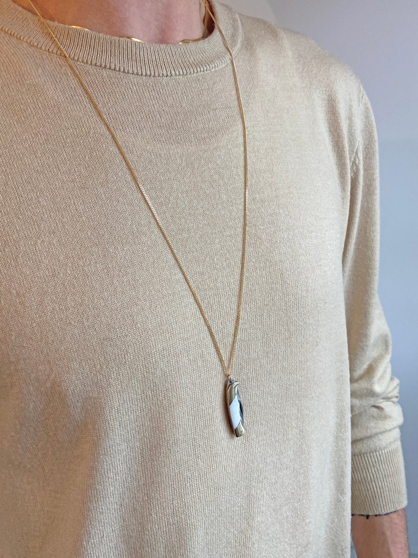 KNIFE NECKLACE: MOTHER OF PEARL / GOLD