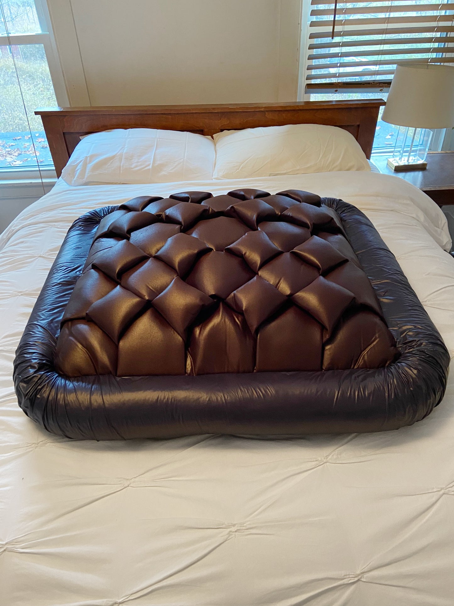 OVERSIZED PILLOW / NAVY & BROWN