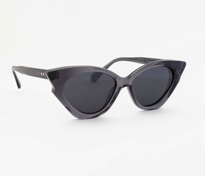 ALDER: TRANSLUCENT GREY