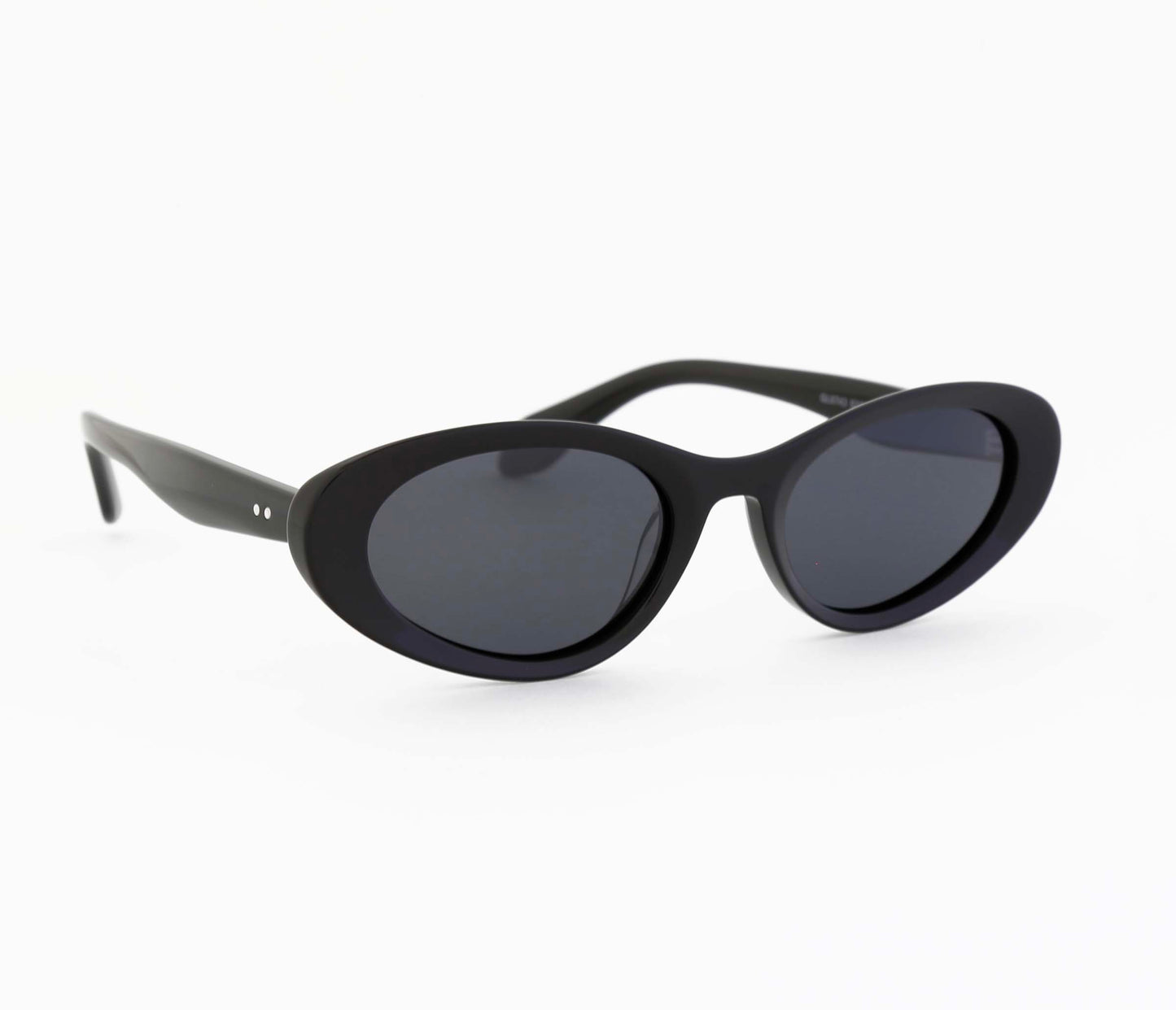 CHELSEA: BLACK