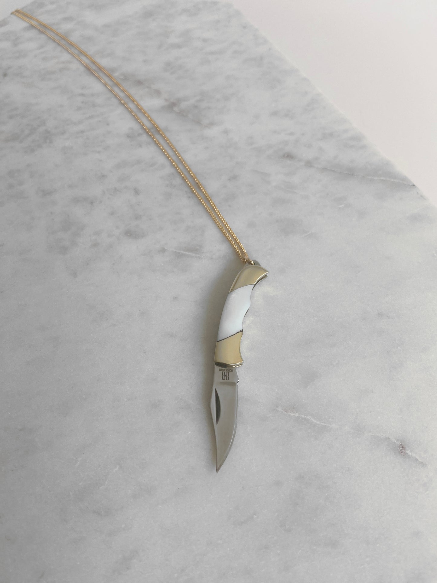 KNIFE NECKLACE: MOTHER OF PEARL / GOLD