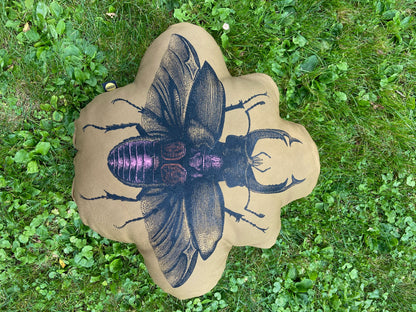 INSECT PILLOW: STAG BEETLE / DARK KHAKI