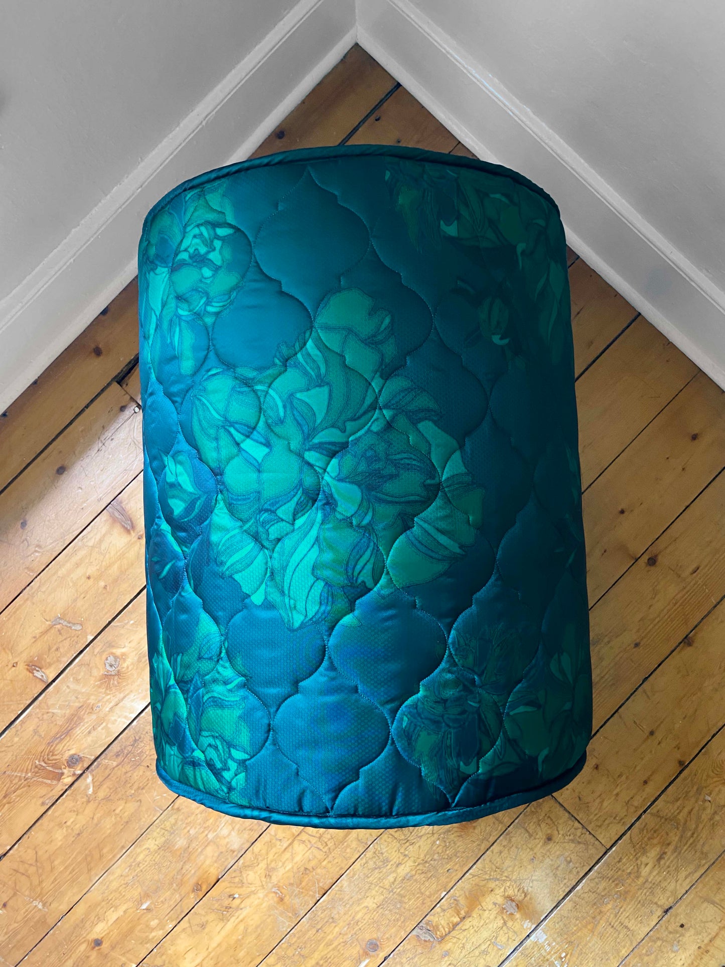 MATTRESS CUBE: GREEN FLORAL
