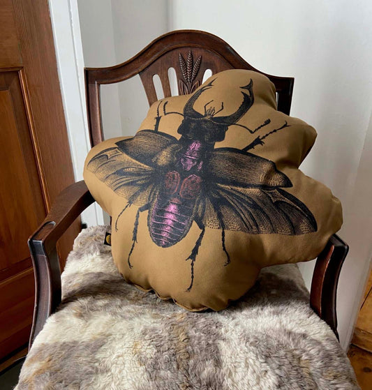 INSECT PILLOW: STAG BEETLE / DARK KHAKI