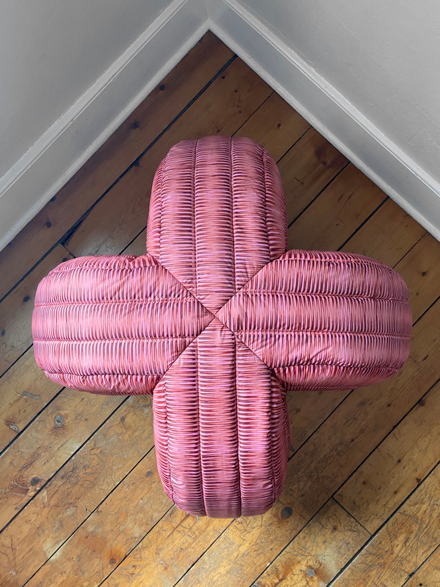 4-DIGIT SEAT: PINK WICKER PRINT